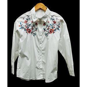 Stylish White Embroidered Blouse Medium Button Down‎ Long Sleeve Floral NWT